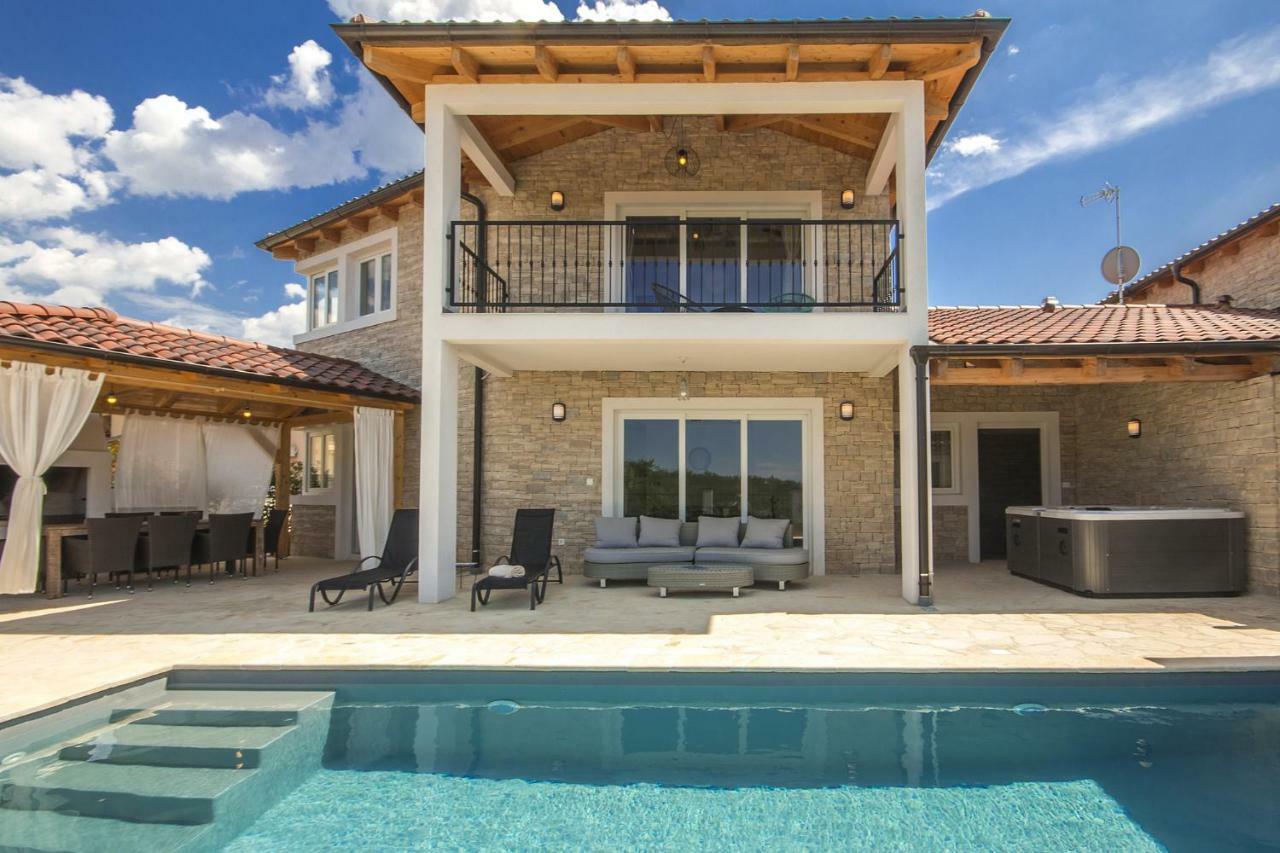 Villa Vespera Rosini ภายนอก รูปภาพ