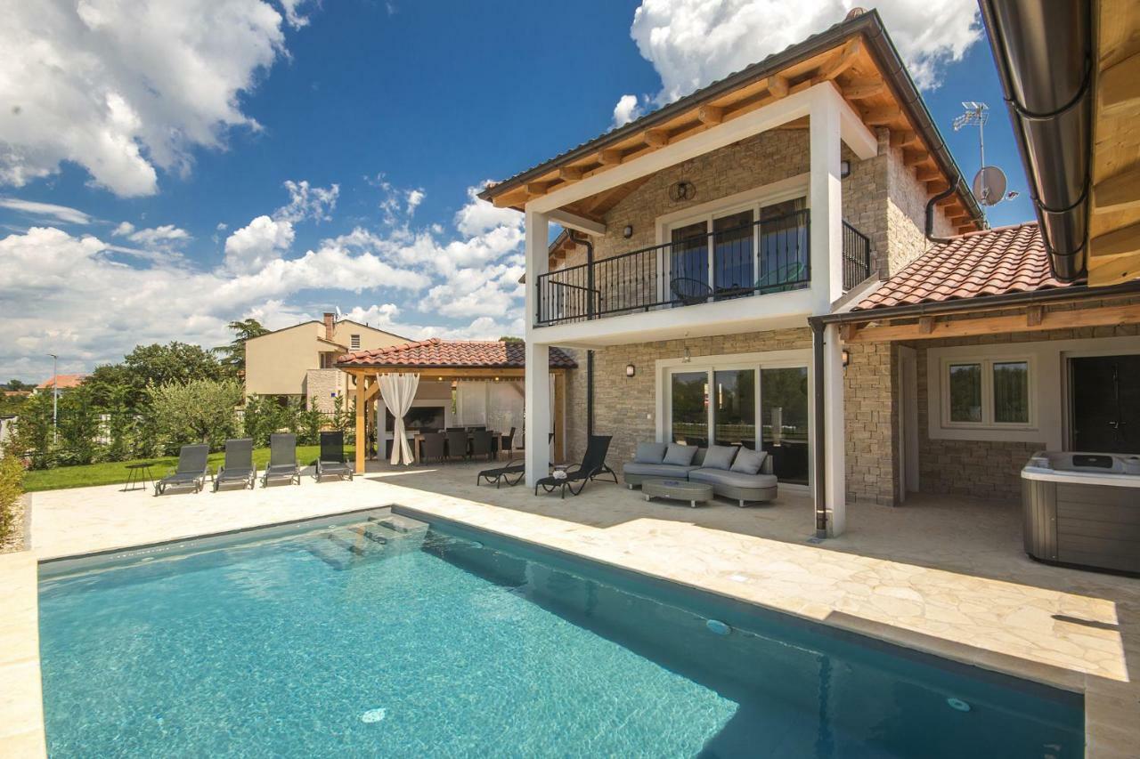 Villa Vespera Rosini ภายนอก รูปภาพ