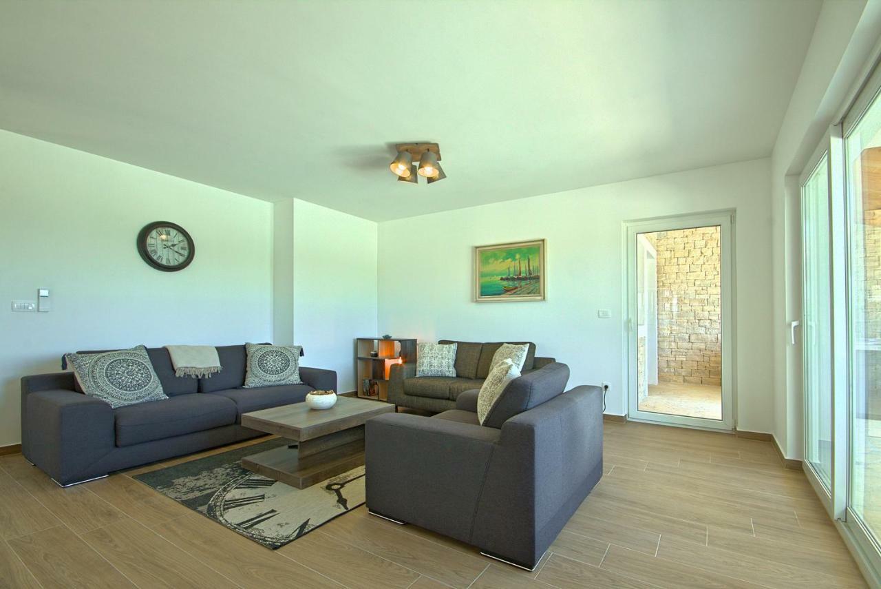 Villa Vespera Rosini ภายนอก รูปภาพ