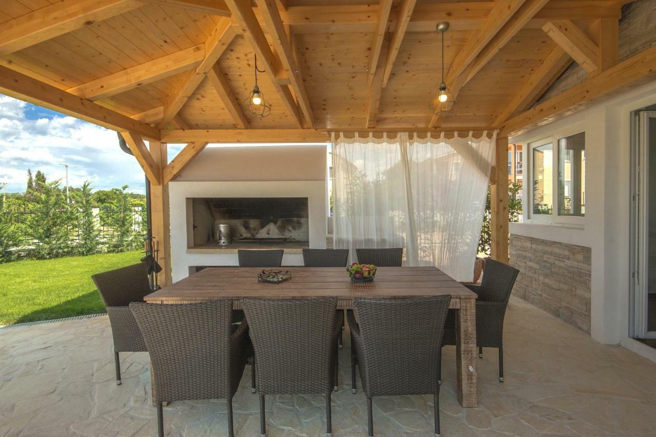 Villa Vespera Rosini ภายนอก รูปภาพ